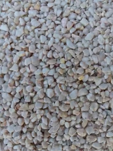 Granulat de marbre teinte Blanc lez 2/4 mm pour moquette de pierre